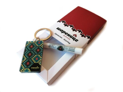 Alternative view of Привезак од клирита - Бомбе - П